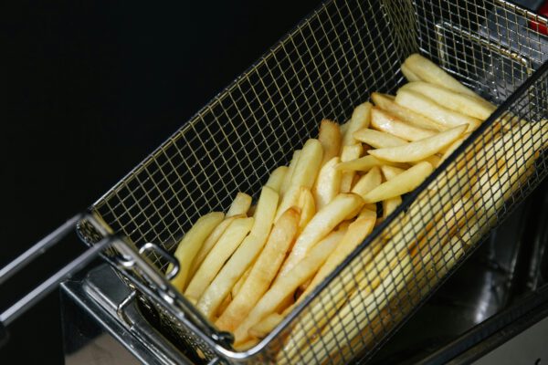Waarom een airfryer gebruiken toch echt gezonder is dan een frituurpan